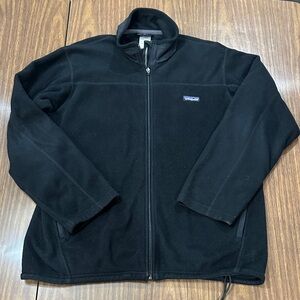 Patagonia Synchilla Men’s Large Full Zip jacket. Sz Large. Excellent condition